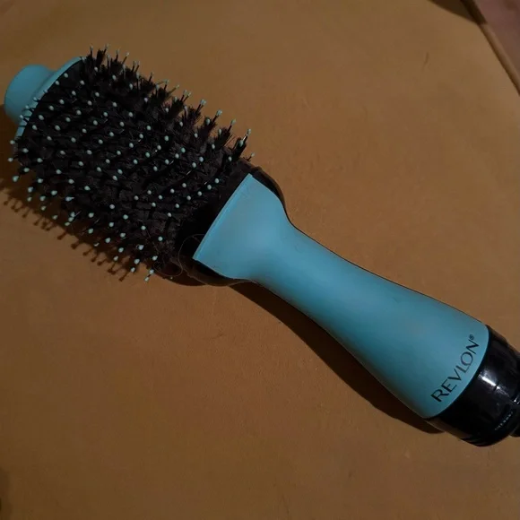 Revlon Mint Hair Dryer Brush - Picture 6 of 6